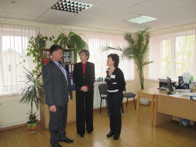 Глава Администрации Ленинского района  Мачусский посетил &amp;quot;Центр занятости&amp;quot;