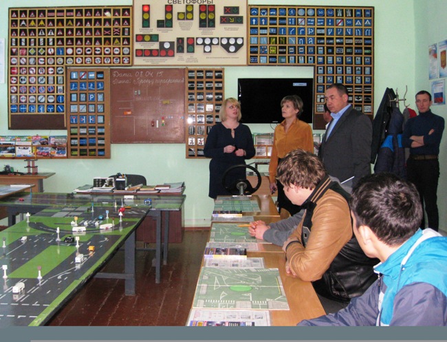 День профессии пгт Ленино