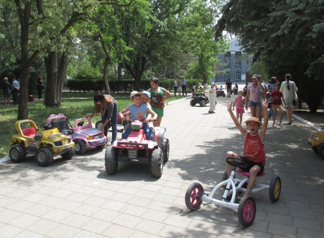 Праздник детворы в пгт Ленино