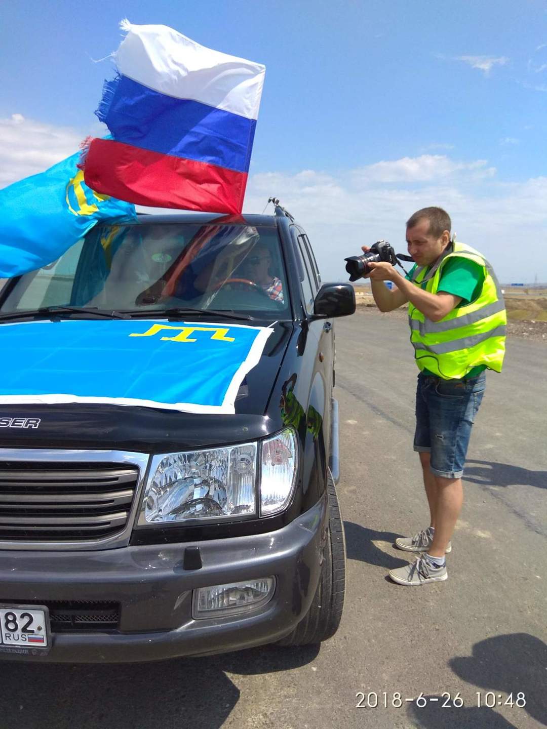 Ленинский район принял участие в автопробеге, посвященному Дню  крымскотатарского флага - Лента новостей Крыма